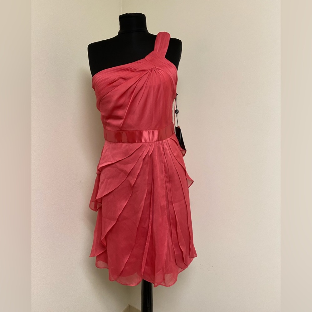 NWT Adrianna Papell Dress Women's Tiered Chiffon One Shoulder, Size 4